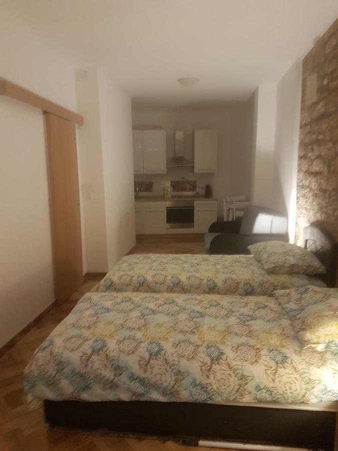 Studio Apartman Via شيبينيك المظهر الخارجي الصورة