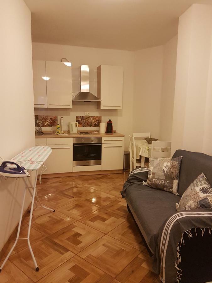 Studio Apartman Via شيبينيك المظهر الخارجي الصورة